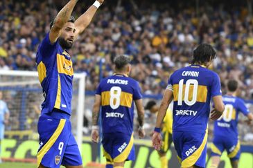 Milton Giménez recibió la documentación paraguaya y podría jugar el Mundial 2026. Foto: Fotobaires Milton Giménez recibió la documentación paraguaya y podría jugar el Mundial 2026. Foto: Fotobaires