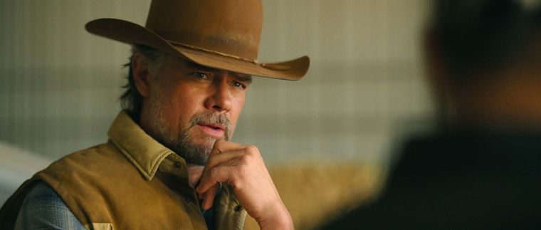 La serie de Netflix se sitúa en un pequeño pueblo de Texas, donde tres dinastías ganaderas se enfrentan por sus tierras, su legado y las personas que quieren.