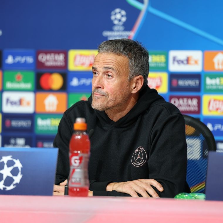 Luis Enrique reveló que utiliza inteligencia artificial para trabajar en el PSG. Foto: @PSG_inside
