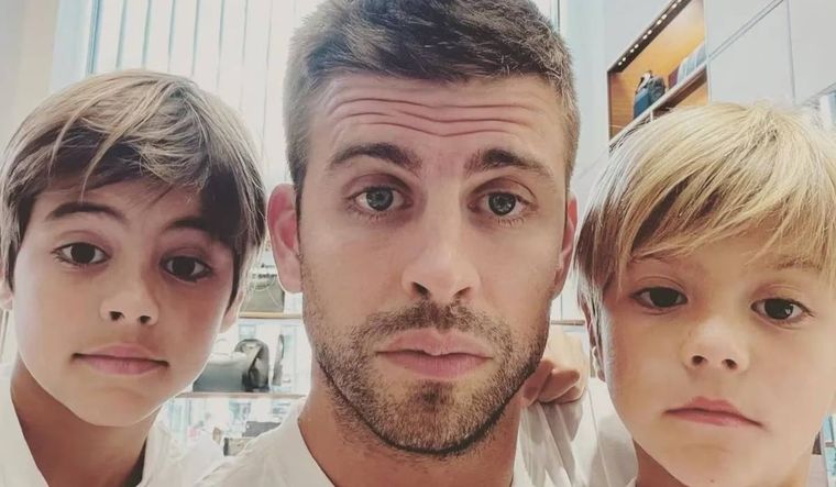 Gerard Piqué regañó a uno de sus hijos, las cámaras lo captaron y las redes lo condenaron. Foto: (Instagram @3gerardpique)