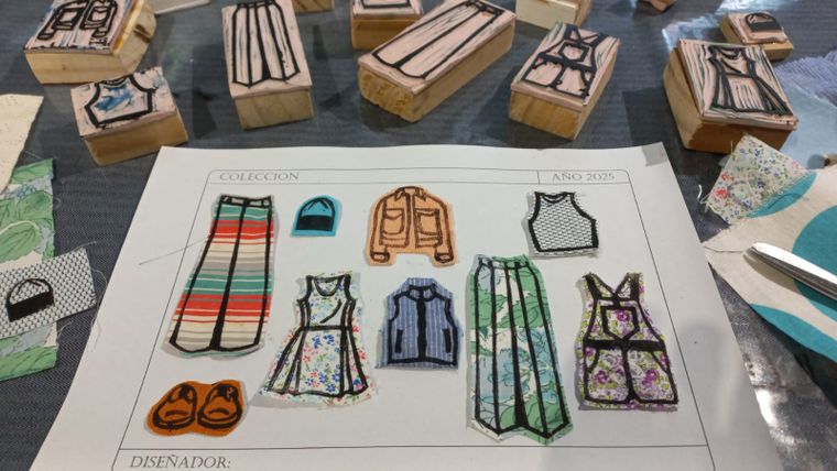 Una de las propuestas del Museo Histórico Nacional para el verano en la Ciudad es el taller de diseño con sellos. Una de las propuestas del Museo Histórico Nacional para el verano en la Ciudad es el taller de diseño con sellos.