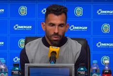 Carlos Tevez Tevez explotó con un jugador de Rosario Central y reveló por qué no jugó: Fue desprolijo Carlos Tevez Tevez explotó con un jugador de Rosario Central y reveló por qué no jugó: Fue desprolijo