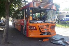 El accidente se produjo entre un colectivo y una moto. Imagen ilustrativa El accidente se produjo entre un colectivo y una moto. Imagen ilustrativa