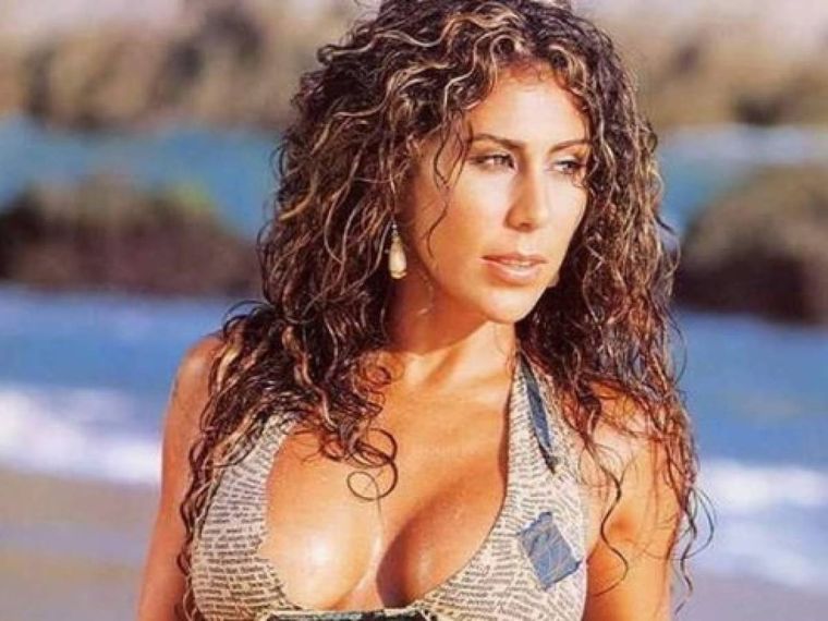 Vica Andrade reapareció en redes y deslumbró con su espectacular figura.