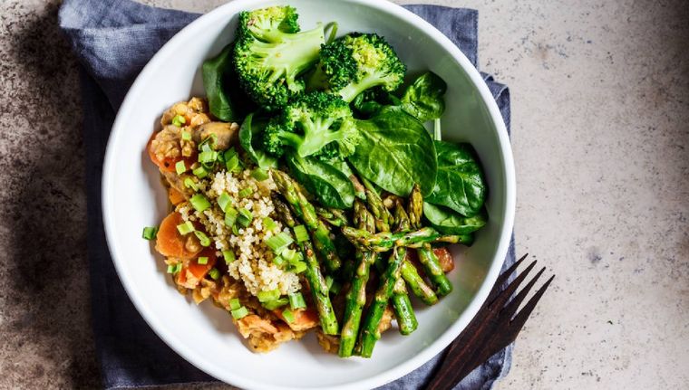 Cuáles son los alimentos claves para ayudar al hígado (Shutterstock).