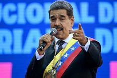 El gobierno de Nicolás Maduro reforzó la defensa en aguas del Caribe con buques, drones y patrullas navales, en un despliegue militar anunciado tras el aumento de la presión estadounidense. El gobierno de Nicolás Maduro reforzó la defensa en aguas del Caribe con buques, drones y patrullas navales, en un despliegue militar anunciado tras el aumento de la presión estadounidense.