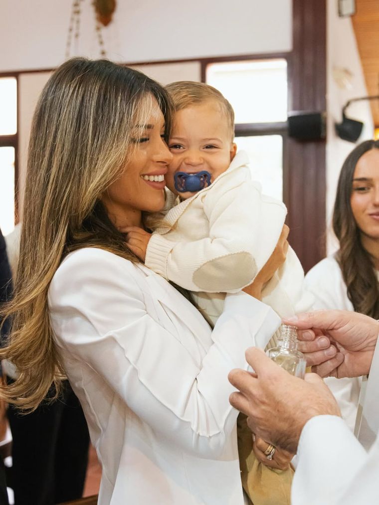 Agus Gandolfo y su bebé. Agus Gandolfo y su bebé.