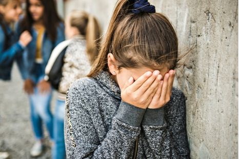 Si los adolescentes expresan el malestar, también es cierto que los adultos tenemos un rol insustituible en la respuesta. Si los adolescentes expresan el malestar, también es cierto que los adultos tenemos un rol insustituible en la respuesta.