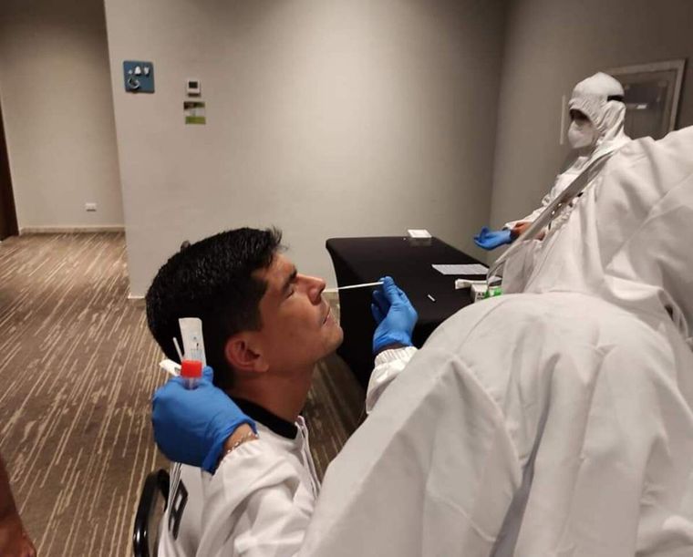 El arquero Carlos Lampe, uno de los casos positivos Foto: FBF