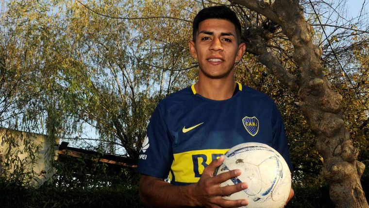 Peter Grance Martínez durante su paso por el semillero de Boca. Una historia ejemplar.