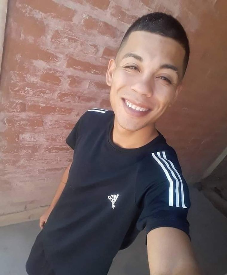 El hombre es fanático de River Plate y no aguantó que su hermana y cuñado lo cargaran tras el resultado del Superclásico