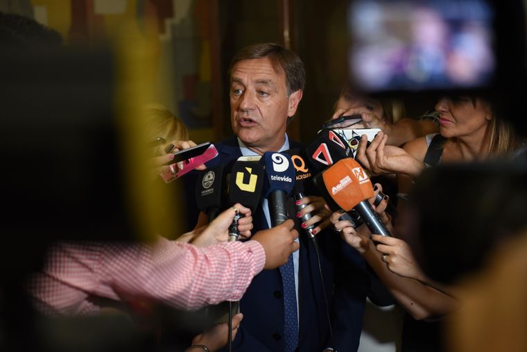 Rodolfo Suarez anunció nuevos nombres para sus funcionarios.