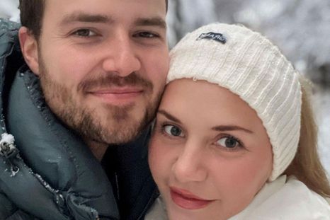 Kjetil, 30, y Lena, 45, comparten fotos en redes sociales para mostrar que es posible el amor entre personas que no son de la misma edad. Kjetil, 30, y Lena, 45, comparten fotos en redes sociales para mostrar que es posible el amor entre personas que no son de la misma edad.