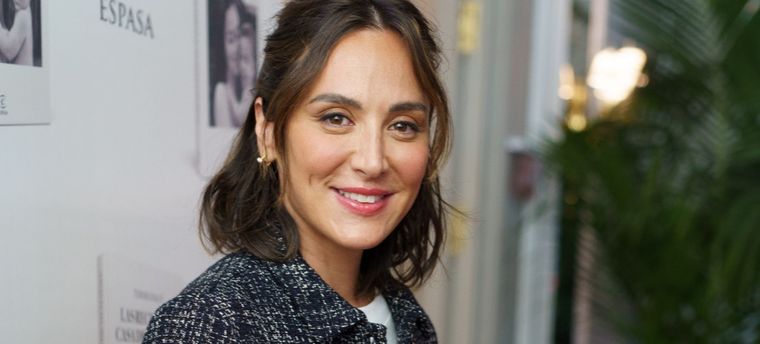 La socialité hereda el estilismo y categoría de Isabel Preysler. Foto: Los 40