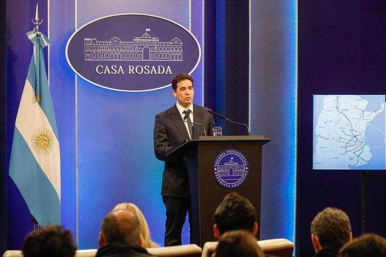 Adrián Ravier sigue sumando polémicas