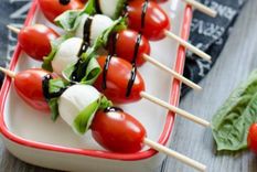 alta cocina: pinchos caprese para hacer ¡con 3 ingredientes!
