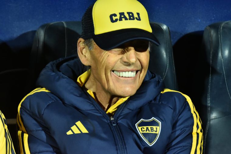 Russo ganó su primer partido en su tercer ciclo en Boca.