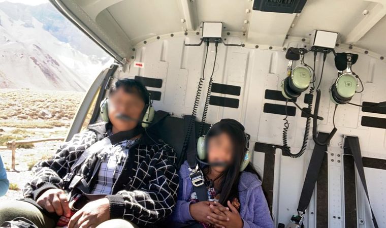 La nena y su madre fueron trasladadas en helicóptero de San Juan a Mendoza