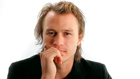 Cuando Heath Ledger murió inesperadamente en 2008, a los 28 años, dejó una hija de apenas dos años y un testamento que no la mencionaba. Cuando Heath Ledger murió inesperadamente en 2008, a los 28 años, dejó una hija de apenas dos años y un testamento que no la mencionaba.