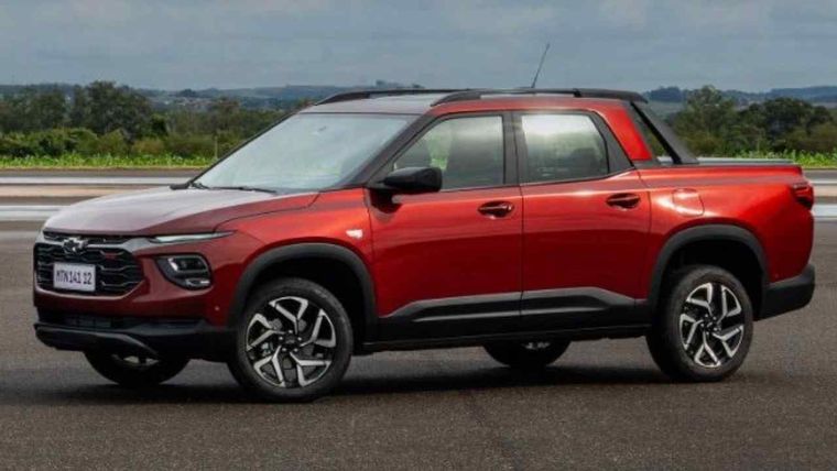 Con cinco niveles de equipamiento (MT, LT, LTZ, Premier y RS), la Chevrolet Montana representa aproximadamente un tercio de las ventas de camionetas medianas compactas con motores flex-fuel.