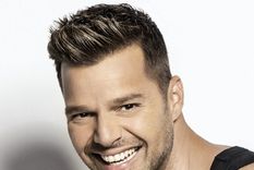 Tras su divorcio, Ricky Martin comentó una foto que publicó su ex Jwan Yosef en sus redes sociales.