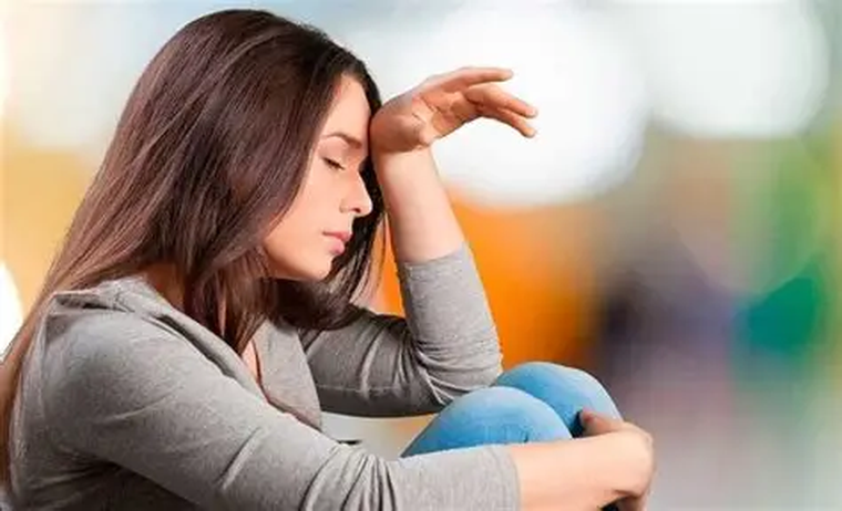 Nuestra batería se descarga con el estrés, las exigencias, las pantallas, las noticias, las preocupaciones y hasta con vínculos poco sanos. Nuestra batería se descarga con el estrés, las exigencias, las pantallas, las noticias, las preocupaciones y hasta con vínculos poco sanos.