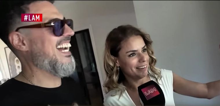 Rolando Barbano y Marina Calabró se reconciliaron tras el escándalo en los Premios Martín Fierro a la Radio de este año. Foto: Captura de pantalla América TV.