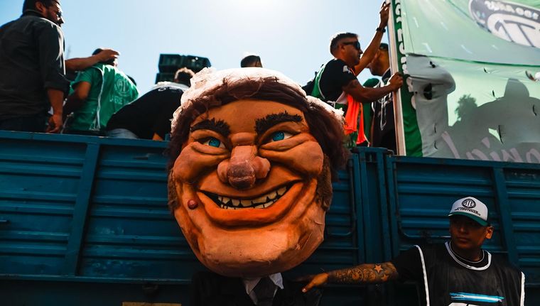Manifestantes de ATE contra las políticas de ajuste de Javier Milei. Foto: EFE