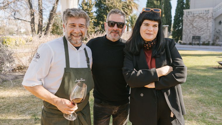 El chef Pablo del Rio, Andrés Leyes y Agustina de Alba. El chef Pablo del Rio, Andrés Leyes y Agustina de Alba.