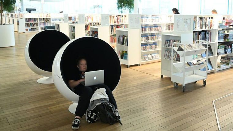 En Finlandia hay más de 700 bibliotecas para sus 5,6 millones de habitantes.