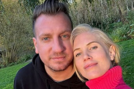 Las nuevas noticias de la pareja. Las nuevas noticias de la pareja.