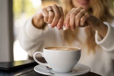 Una ingesta moderada de café o té reduce el riesgo de demencia.