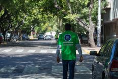 via blanca y carrusel: la ciudad de mendoza y una medida que beneficia a quienes estacionen en el centro