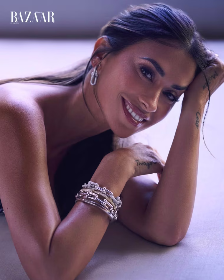 Los looks de Antonela Roccuzzo. Los looks de Antonela Roccuzzo.