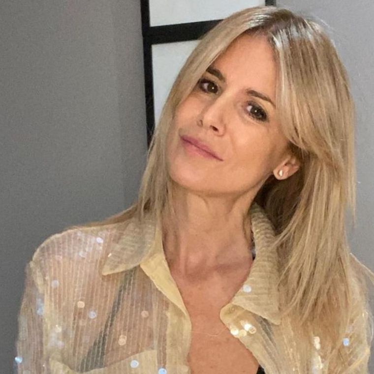 Flavia Palmiero muestra que bien puedes lucir a los 50 años con una combinación infalible. Foto: Caras