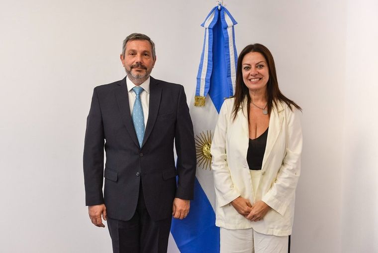 Mariano de los Heros junto a Sandra Pettovello Foto: X: Ministerio de Capital Humano