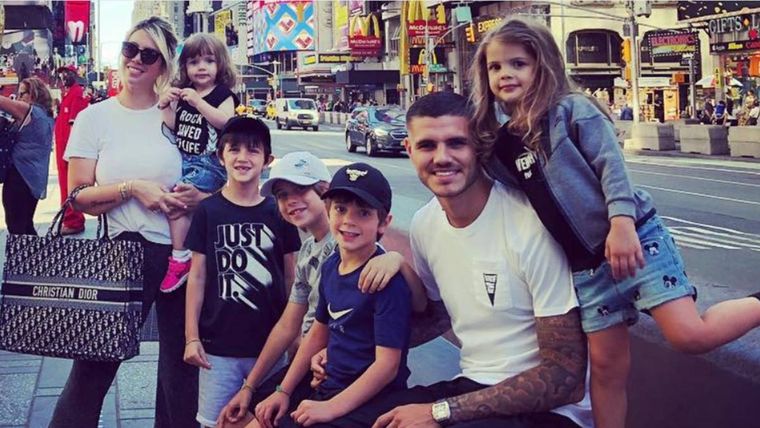 Wanda Nara, Mauro Icardi e hijos. Foto: Diario As (as.com)
