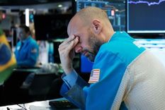 Wall Street sigue en caída libre pese a las medidas económicas de emergencia.