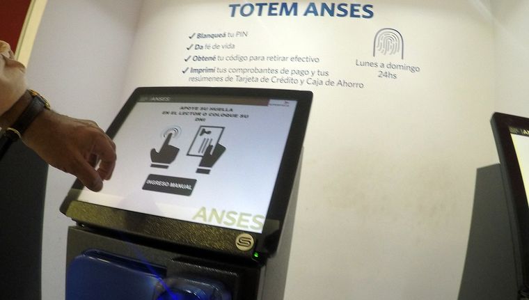 El incumplimiento del trámite podría derivar en problemas y dejar de recibir el beneficio Foto: ALF PONCE MERCADO / MDZ