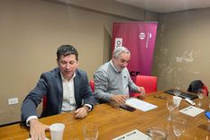 El radicalismo bonaerense fortalece el músculo político de cara a las elecciones, mientras desanda el camino de la transición partidaria Foto: José Luis Carut/MDZ El radicalismo bonaerense fortalece el músculo político de cara a las elecciones, mientras desanda el camino de la transición partidaria Foto: José Luis Carut/MDZ