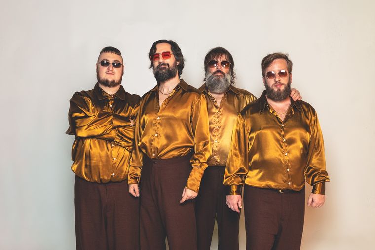 Los Tabaleros lanzaron su nuevo EP titulado Todo es Folklore.