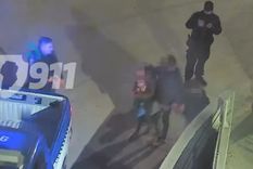 El nene de 10 años que robó un almacén en la ciudad de Córdoba, y tras ser detenido sus padres no lo reclaman, cuenta con antecedentes. Foto: Captura de video 911