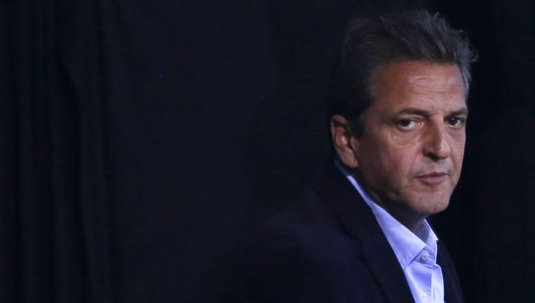 Massa El ministro de Economía anunció que cambia su carrera política a partir de la derrota. Crédito: EFE Foto: EFE