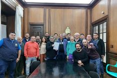 Miembros de la Federación aceitera luego de firmar la paritaria