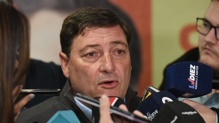 Omar Parisi reconoció la derrota cerca de las 21. Foto: Maximiliano Ríos/MDZ