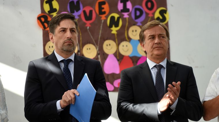 El ministro de Educación, Nicolás Trotta, junto al gobernador Suarez.