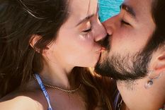 a casi dos meses del nacimiento de indigo,  evaluna montaner reaparece en redes sociales
