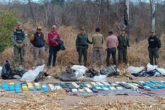 gendarmeria detuvo en salta a un grupo de mochileros con mas de 200 kilos de cocaina