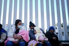 Casi 450.000 personas han sido expulsadas de la frontera sur de EE.UU. bajo la orden Título 42 entre marzo de 2020 y enero de 2021, según cifras oficiales. Foto: GETTY IMAGES