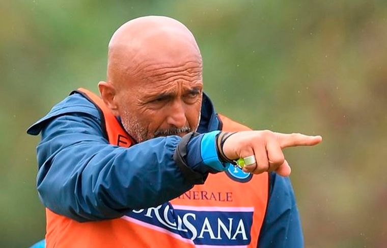 Luciano Spalletti Napoli sumó a Giovanni Simeone como refuerzo.